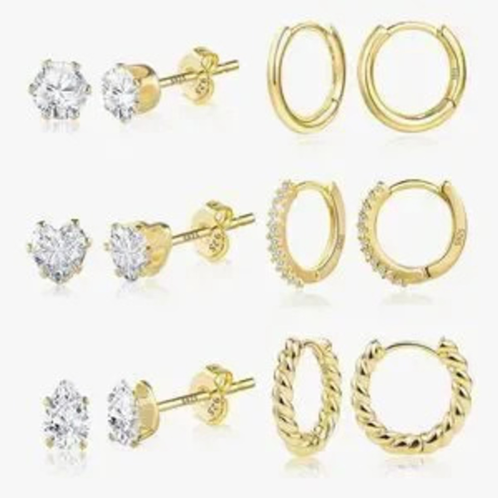 NEW?14k Gold Plated Elegant Gold Hoop Earrings Set